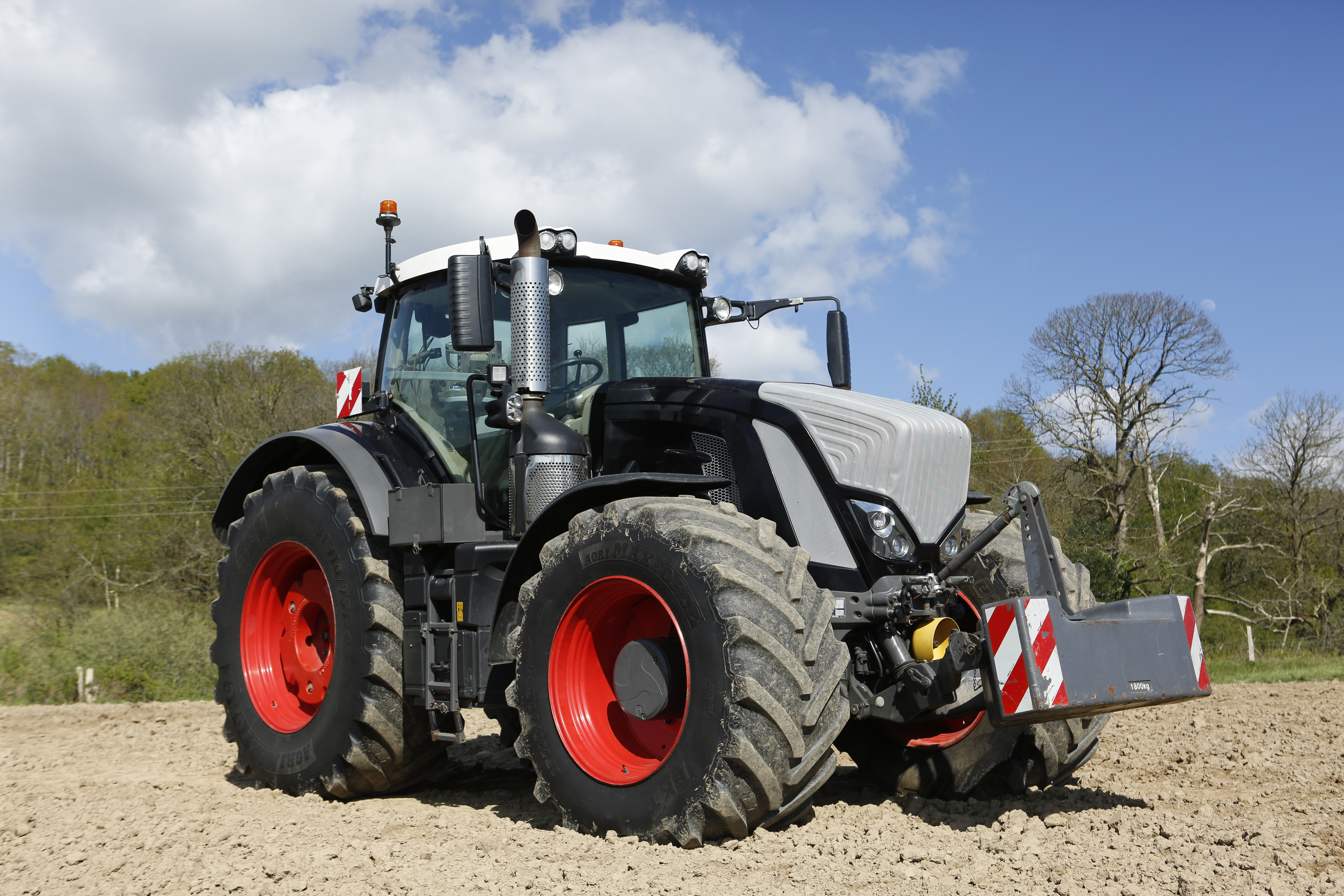 New, Used, or Leased Tractor: Which is Right for You? 5