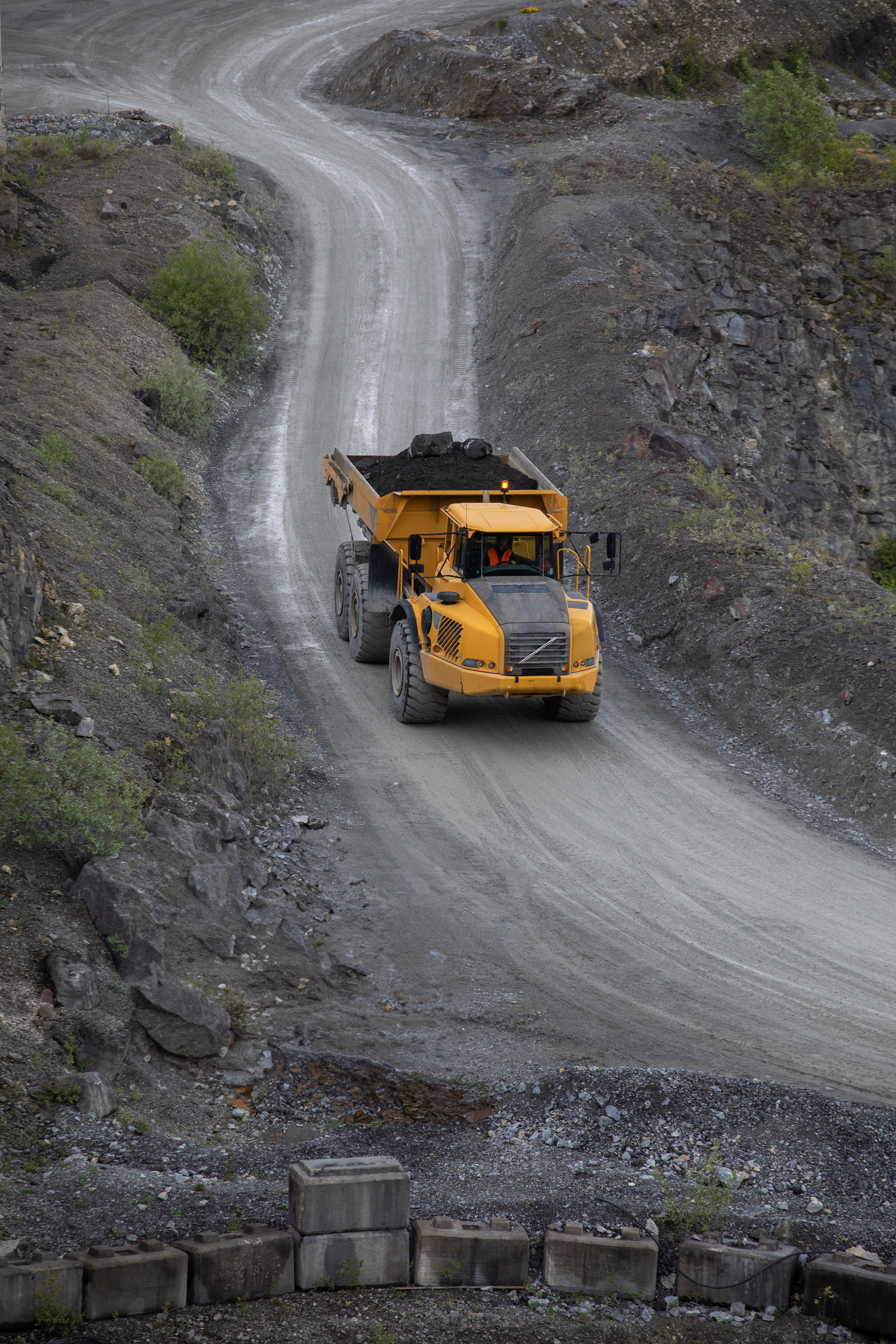 Articulated Dump Trucks: Features and Future Developments